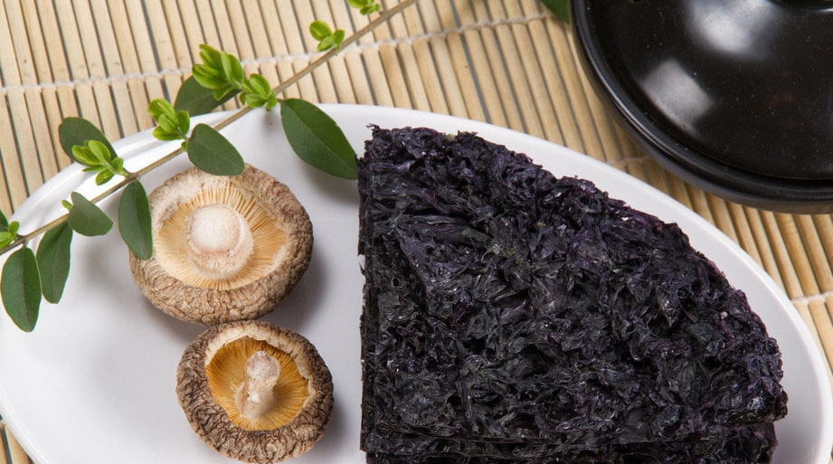 经常脱发的人，可能是缺少这几种元素，及时补充或能让你发量喜人